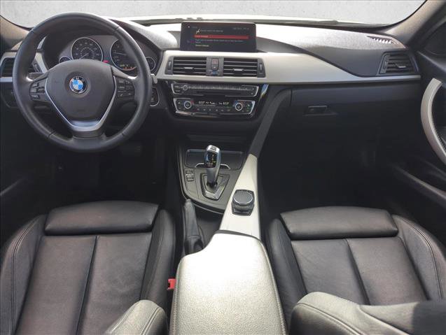Used 2018 BMW 320i Sedan image 19