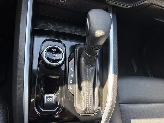 Used 2024 Chevrolet Colorado Trail Boss w/ Advanced Trailering Package image 36