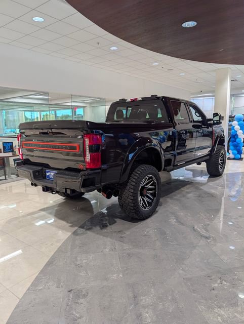 New 2026 Ford F250 Lariat w/ Black Appearance Package image 5