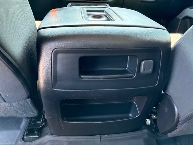 Used 2018 Chevrolet Silverado 1500 LT w/ All Star Edition AWD/4WD image 18