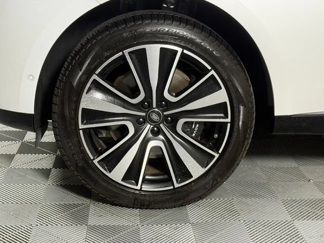Certified 2025 Land Rover Range Rover Autobiography AWD/4WD image 13