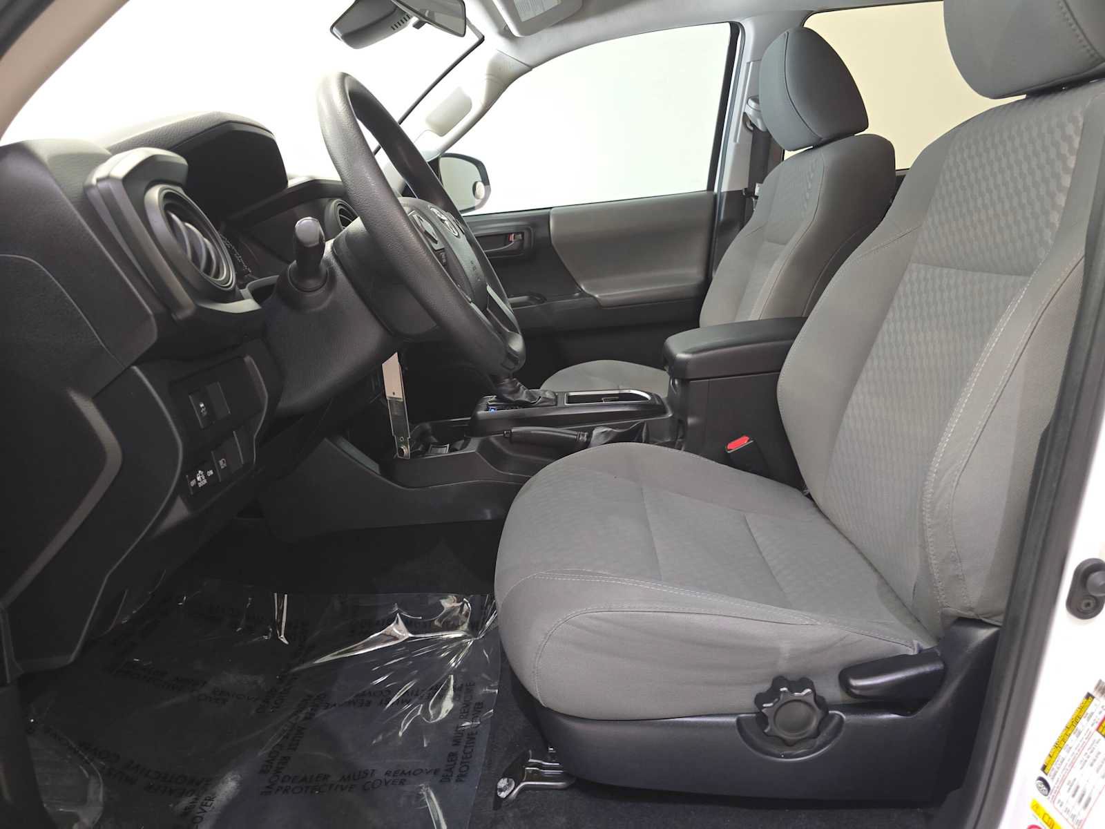 Used 2020 Toyota Tacoma SR AWD/4WD image 20