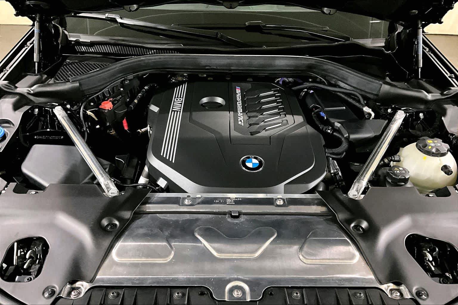 Used 2025 BMW X4 M40i w/ Premium Package AWD/4WD image 29