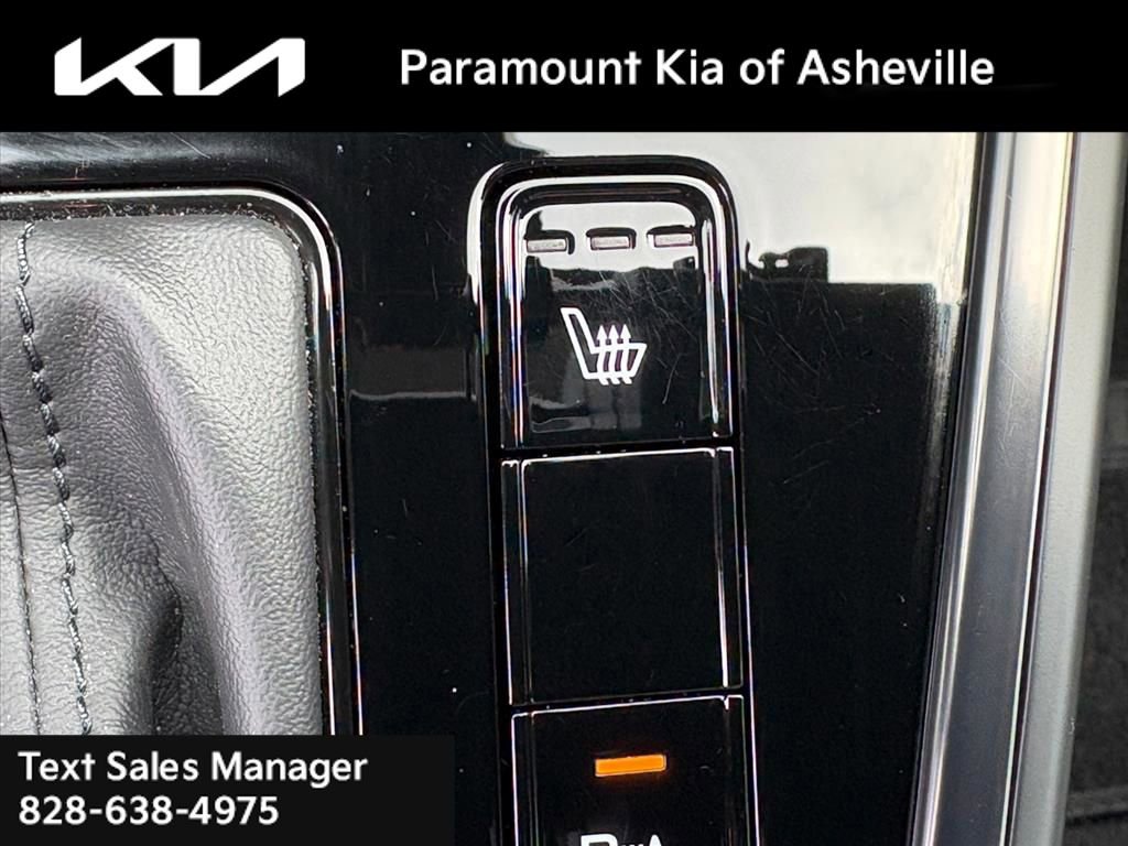 Certified 2023 Kia Niro EX image 14