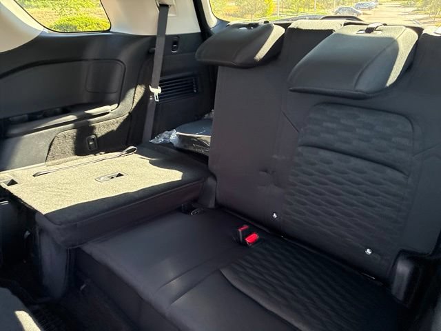 New 2026 Nissan Pathfinder SV AWD/4WD image 11
