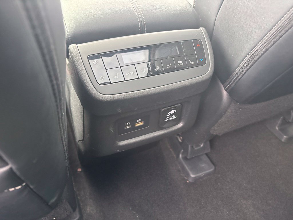 Used 2023 Nissan Pathfinder Platinum AWD/4WD image 12