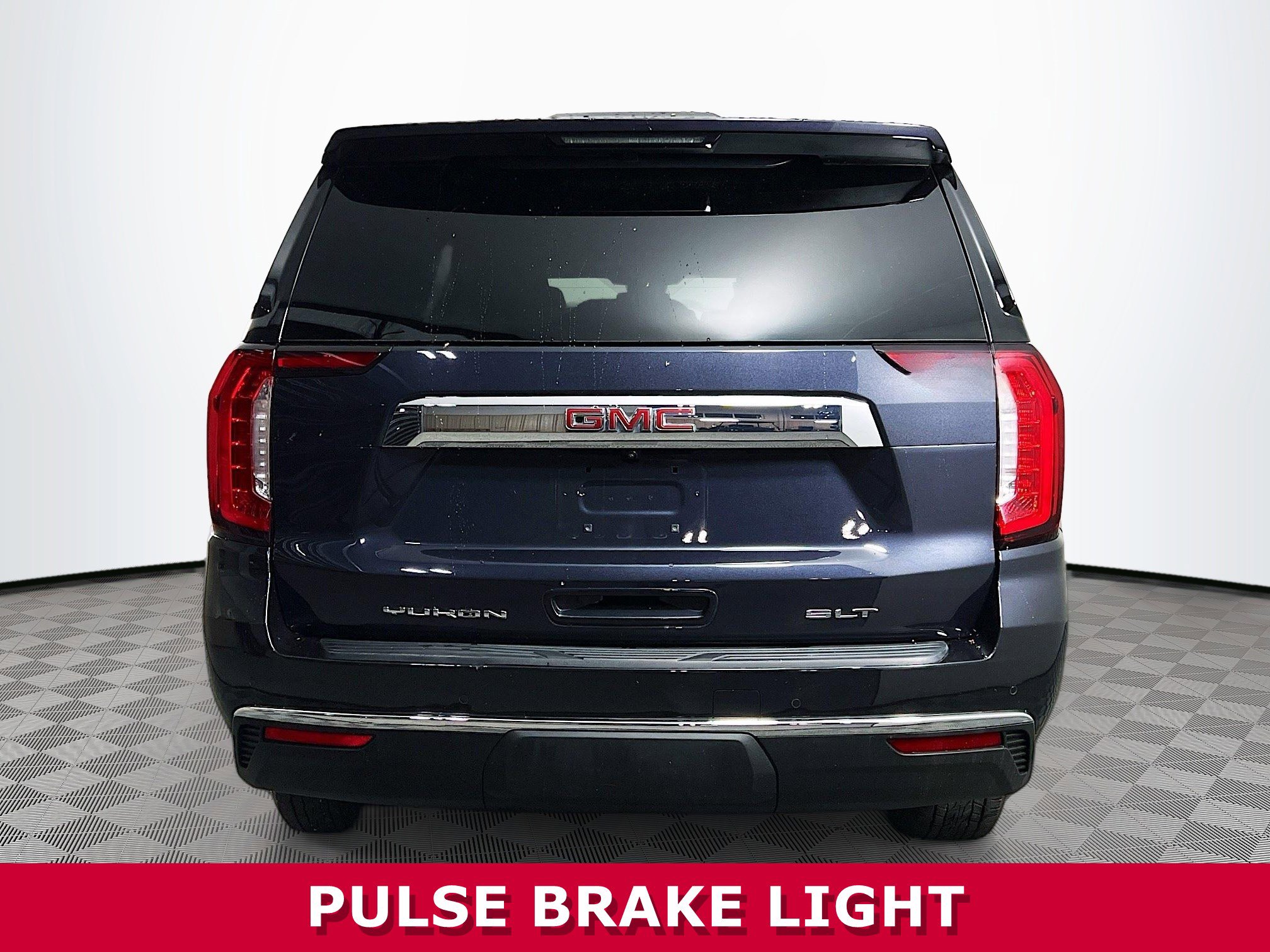 Used 2024 GMC Yukon XL SLT image 29