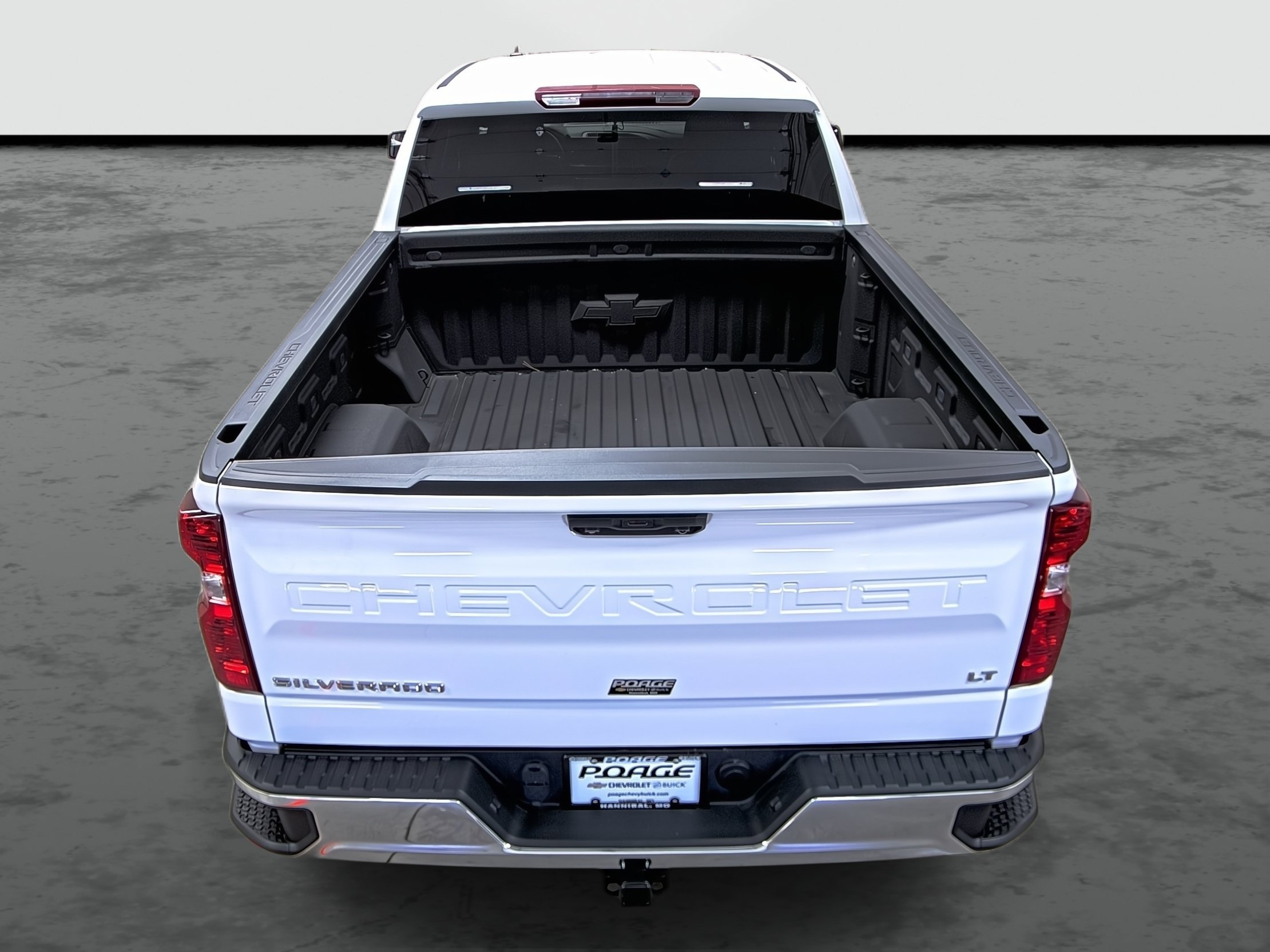 Used 2024 Chevrolet Silverado 1500 LT w/ Protection Package AWD/4WD image 3