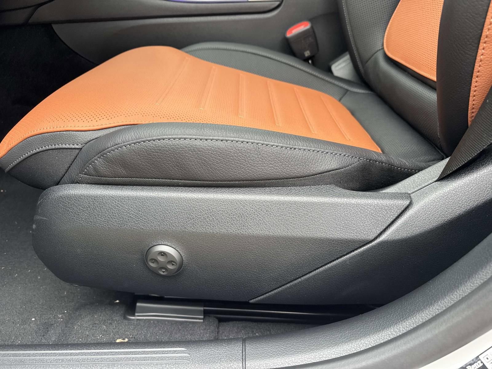 New 2026 Mercedes-Benz C 300 Sedan image 10
