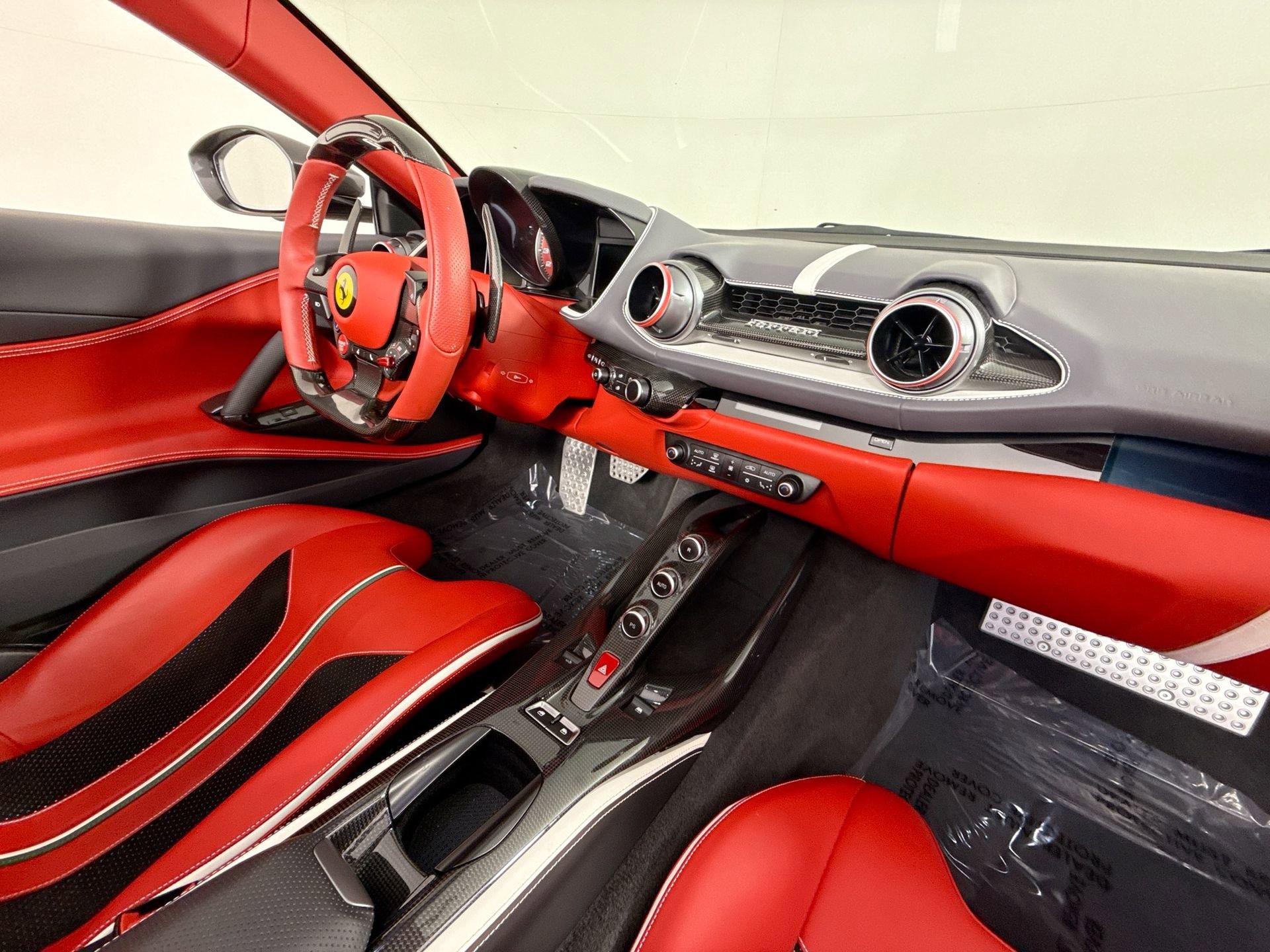 Certified 2022 Ferrari 812 GTS image 24