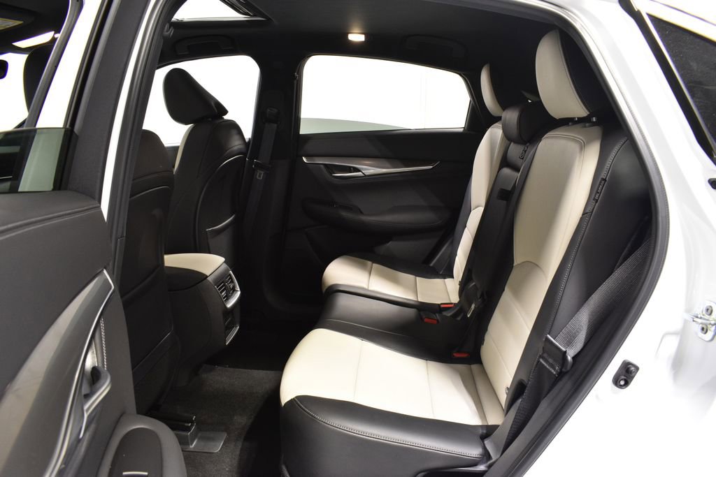 Certified 2025 INFINITI QX55 Luxe w/ Cargo Package image 28