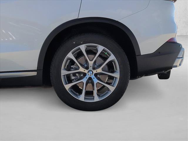 New 2026 BMW X5 xDrive40i w/ Premium Package AWD/4WD image 10