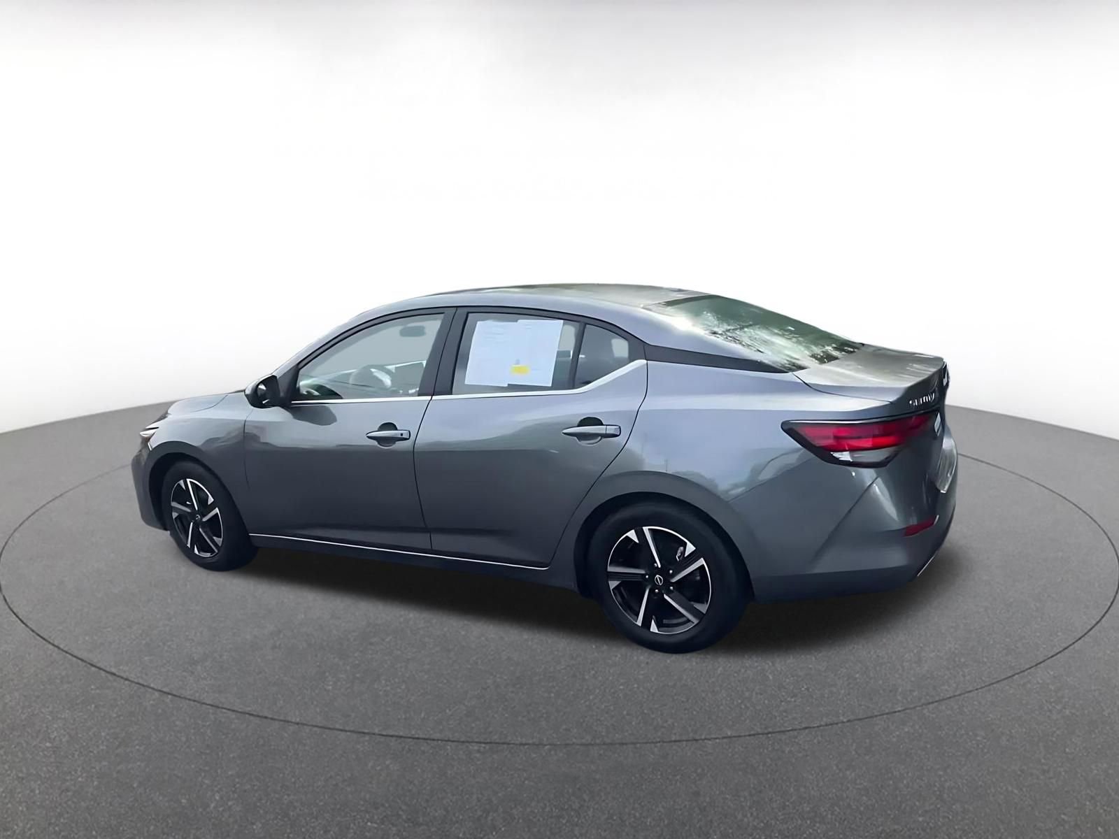 Used 2025 Nissan Sentra SV image 10