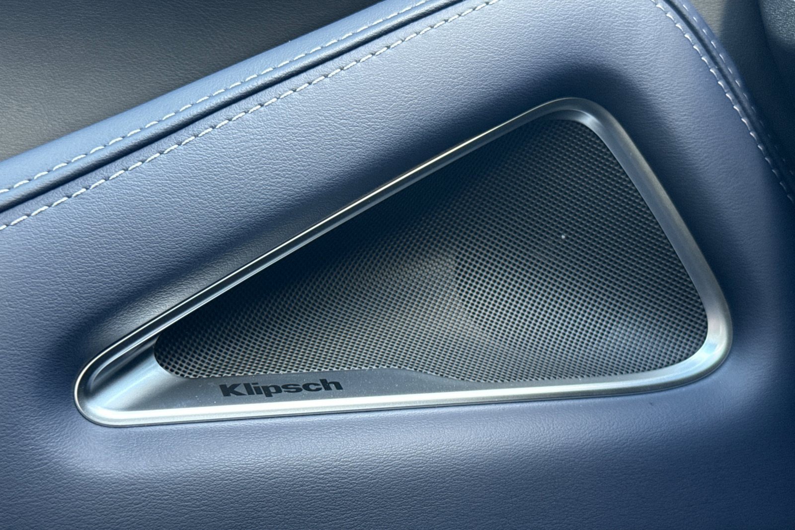 New 2026 INFINITI QX60 Sport w/ Dark Cargo Package image 19