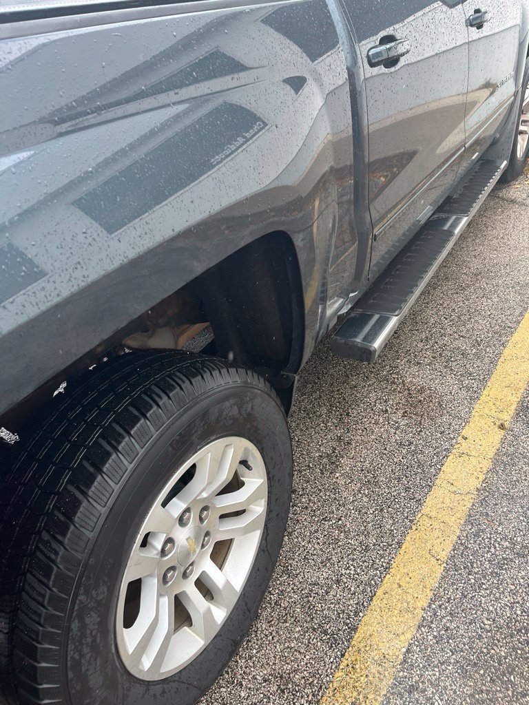 Used 2018 Chevrolet Silverado 1500 LT w/ All Star Edition AWD/4WD image 6