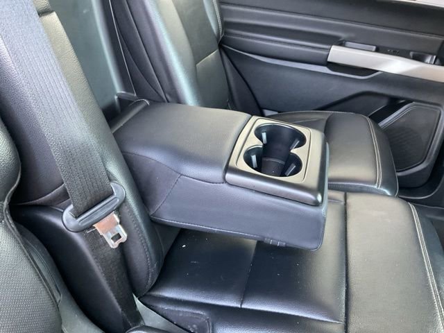 Used 2023 Ford Explorer Limited image 14