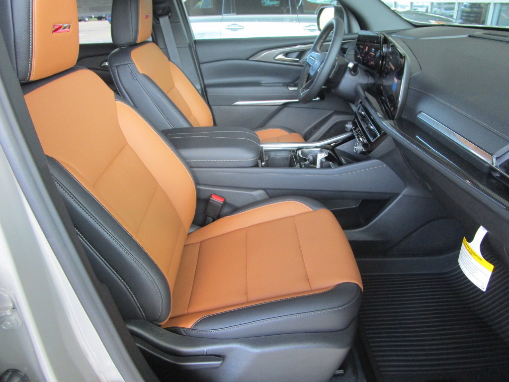 New 2027 Chevrolet Traverse Z71 w/ LPO, Floor Liner Package AWD/4WD image 20