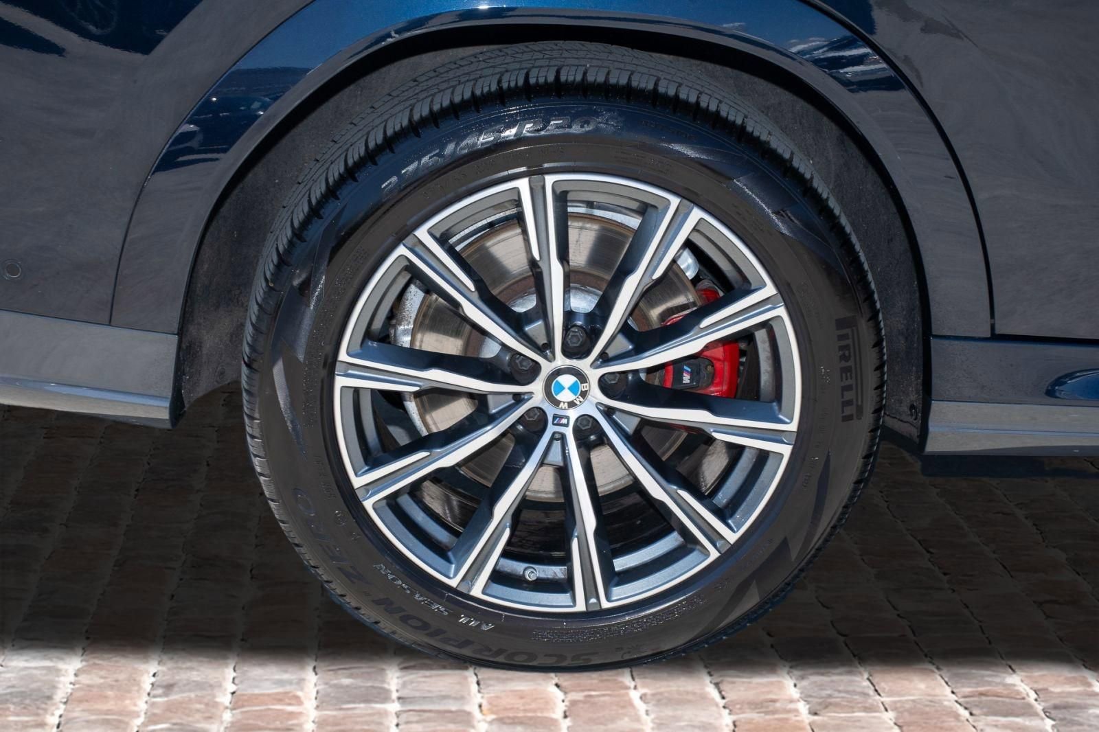 Used 2023 BMW X6 M50i w/ Executive Package AWD/4WD image 43