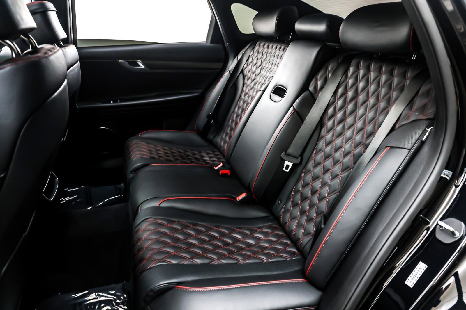 Used 2024 Genesis G80 3.5T Sport image 9