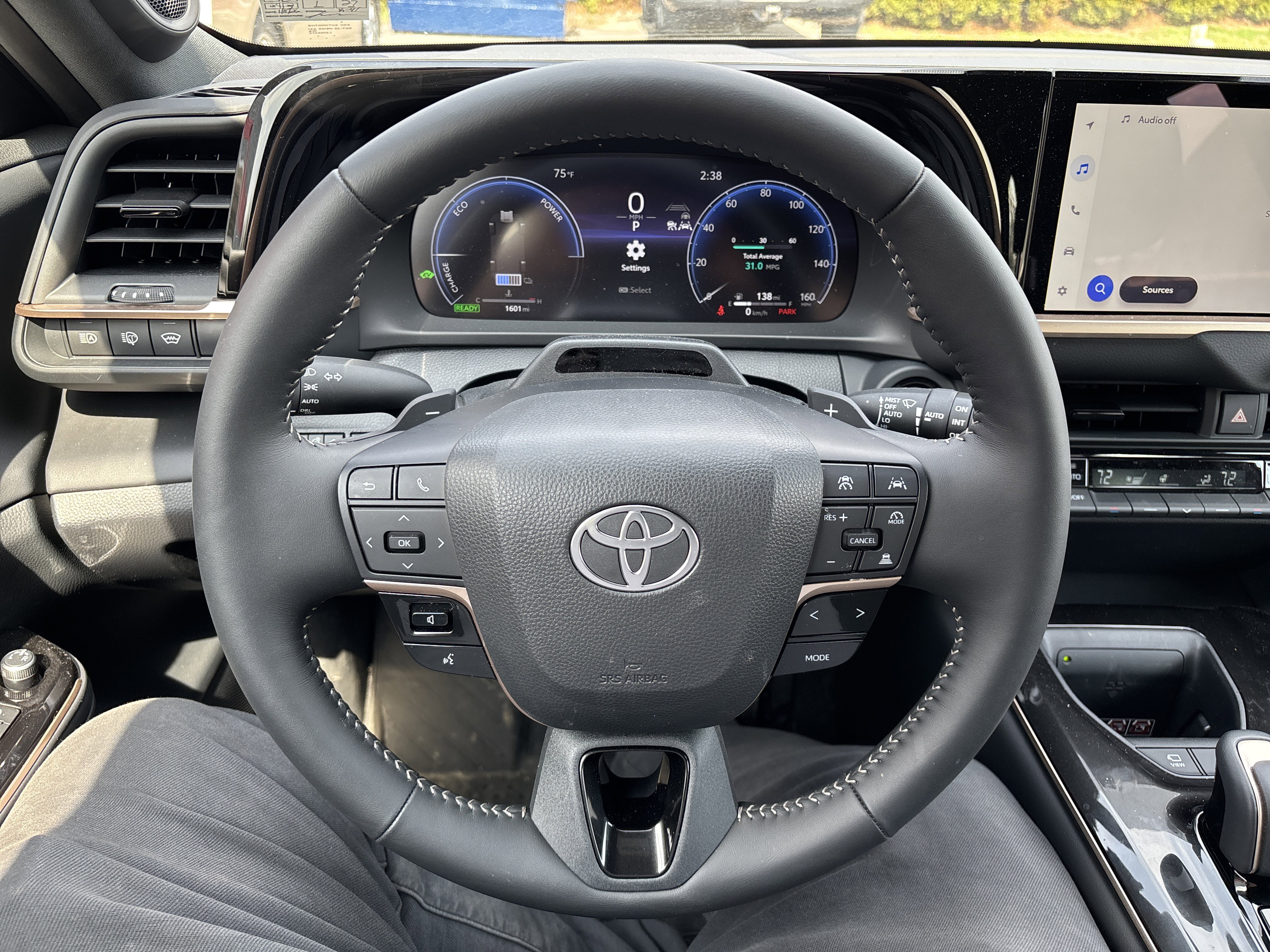 Certified 2025 Toyota Crown Signia w/ Advanced Technology Package image 18