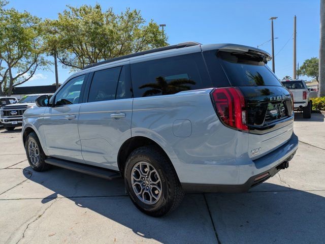 Certified 2025 Ford Expedition Active image 14