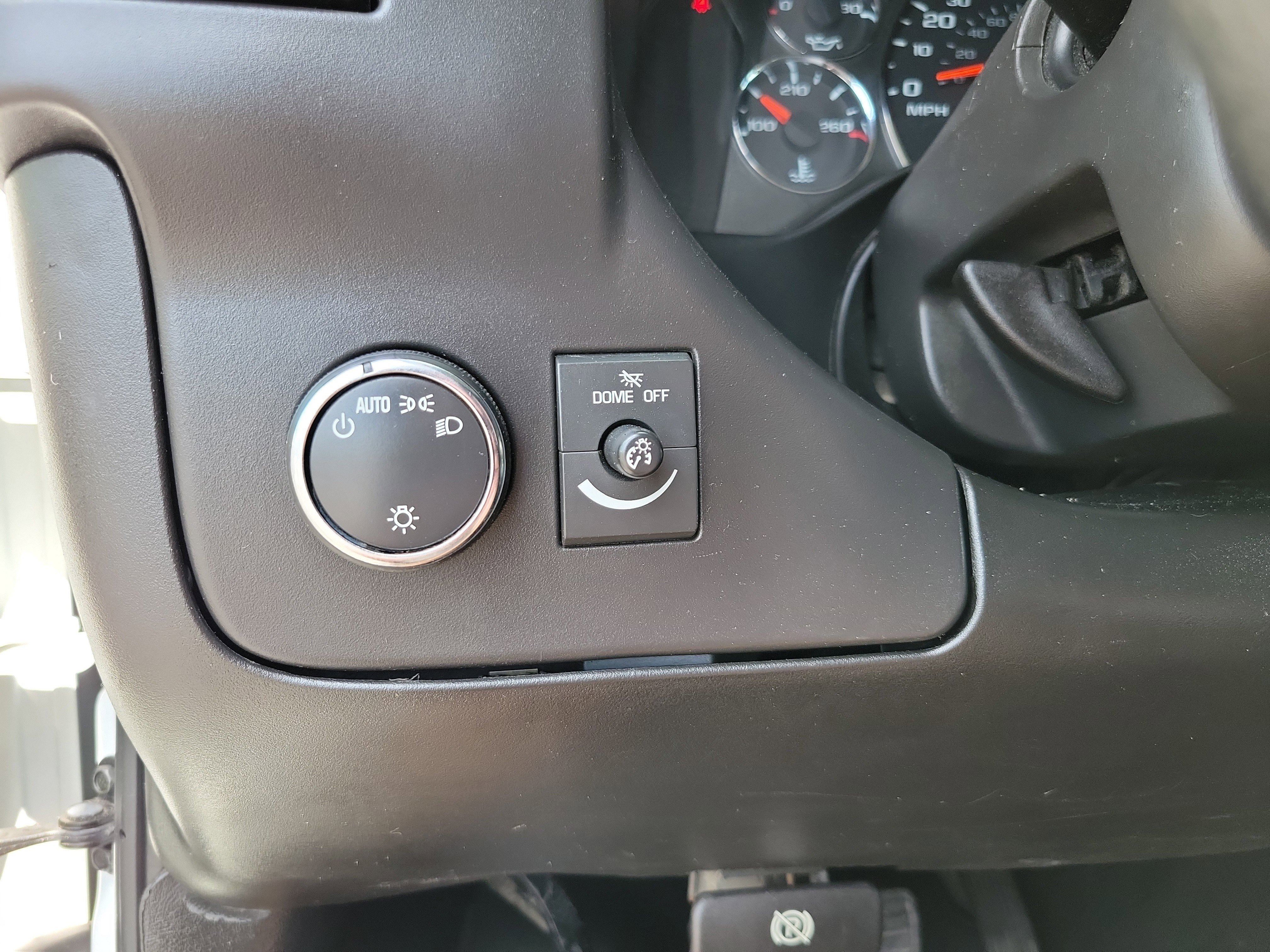 Used 2019 Chevrolet Express 3500 LT w/ LT Preferred Equipment Group RWD image 10