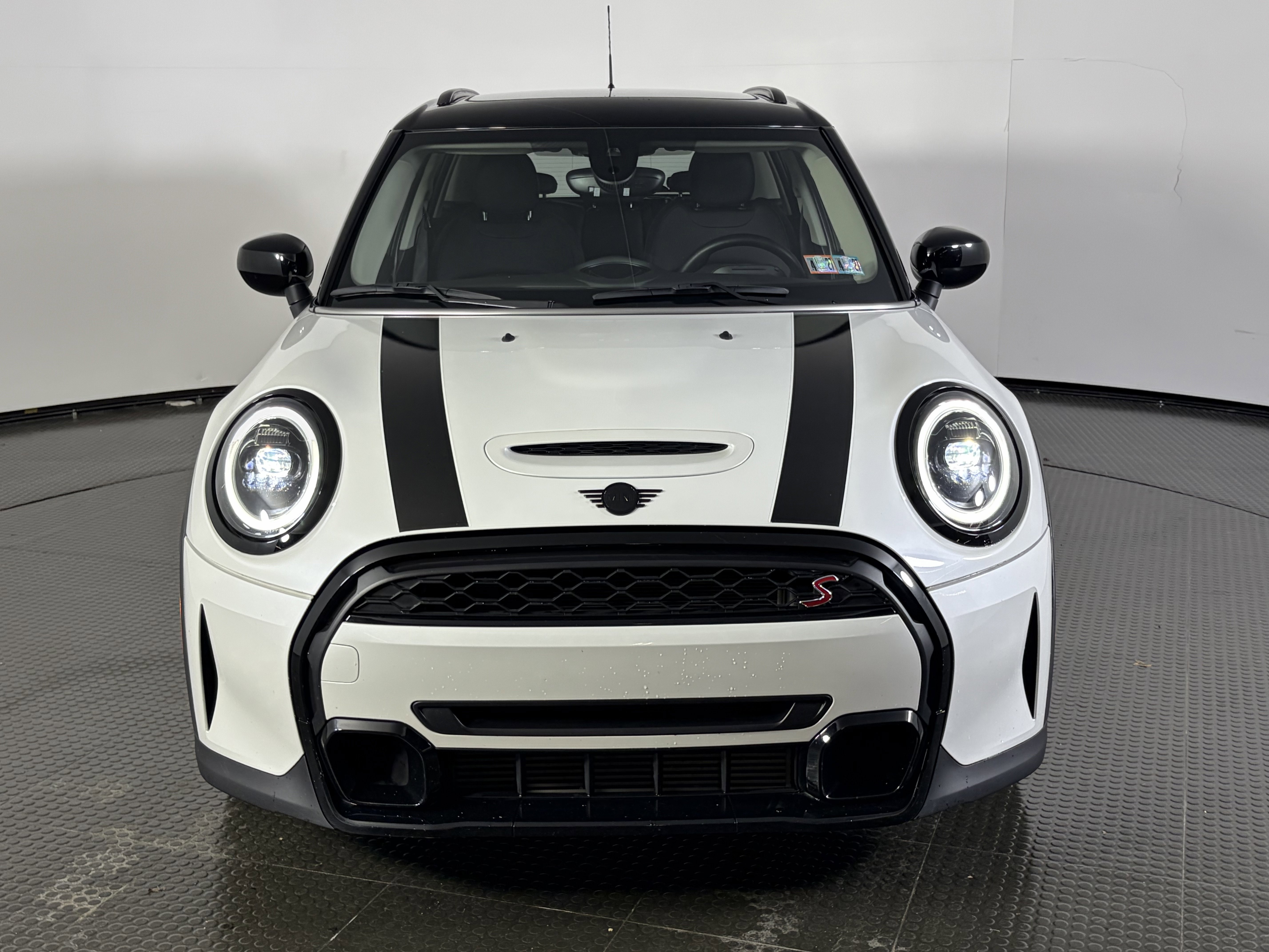 Used 2024 MINI Cooper S FWD image 2