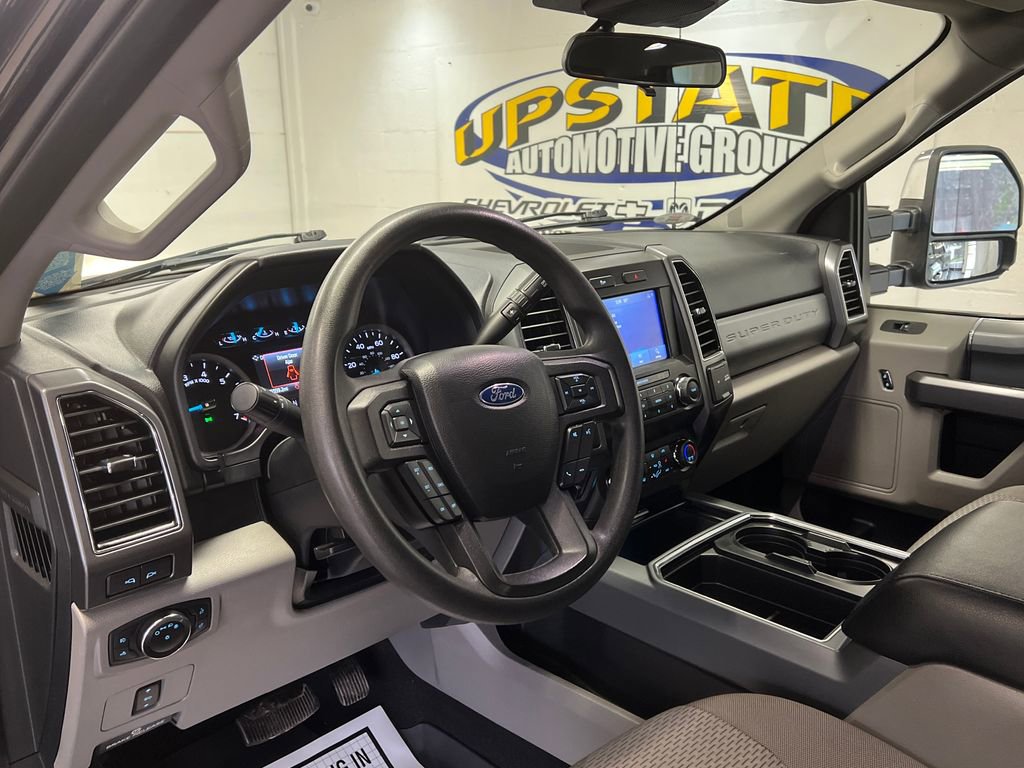 Used 2021 Ford F250 XLT w/ XLT Premium Package AWD/4WD image 23
