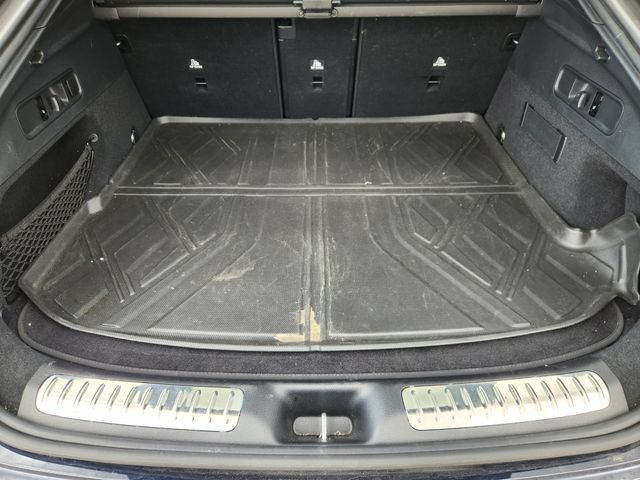 Used 2024 Mercedes-Benz GLC 300 4MATIC image 32