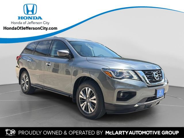 Used 2020 Nissan Pathfinder SV AWD/4WD image 1