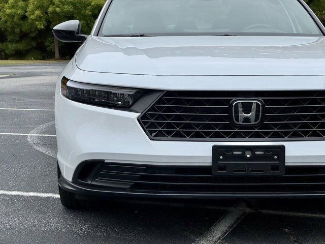 Used 2025 Honda Accord Sport image 12