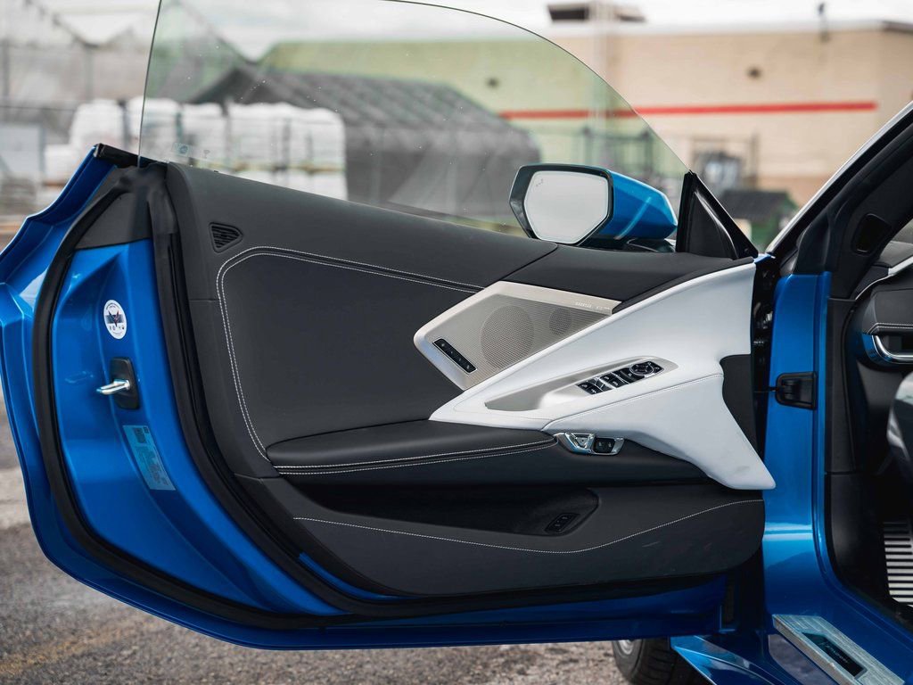 New 2025 Chevrolet Corvette Stingray Preferred Conv w/ 2LT image 27