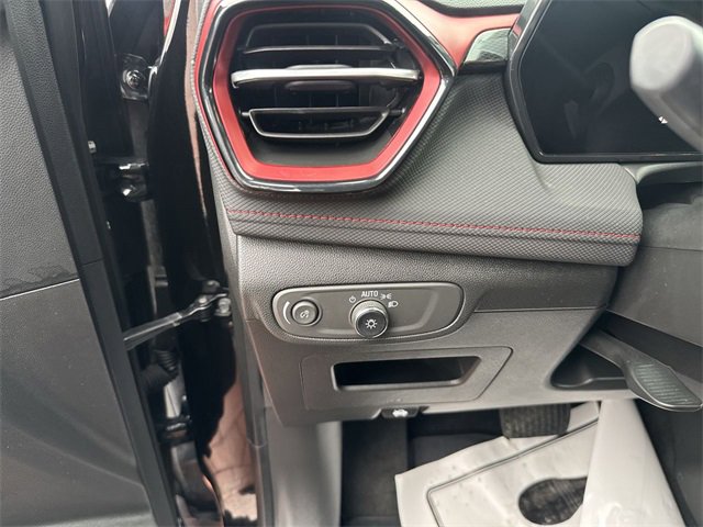 Used 2024 Chevrolet TrailBlazer RS w/ Convenience Package image 12