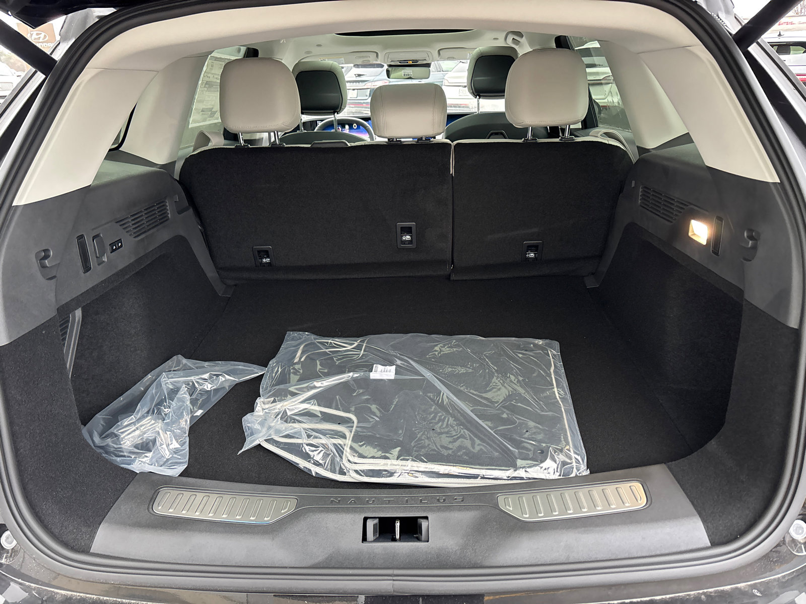 New 2026 Lincoln Nautilus Premier w/ Equipment Group 102A image 9