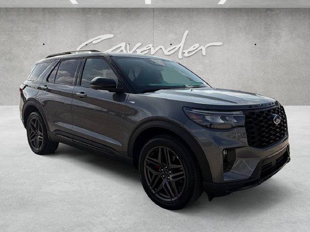 Certified 2025 Ford Explorer ST-Line w/ ST-Line Street Pack AWD/4WD image 2