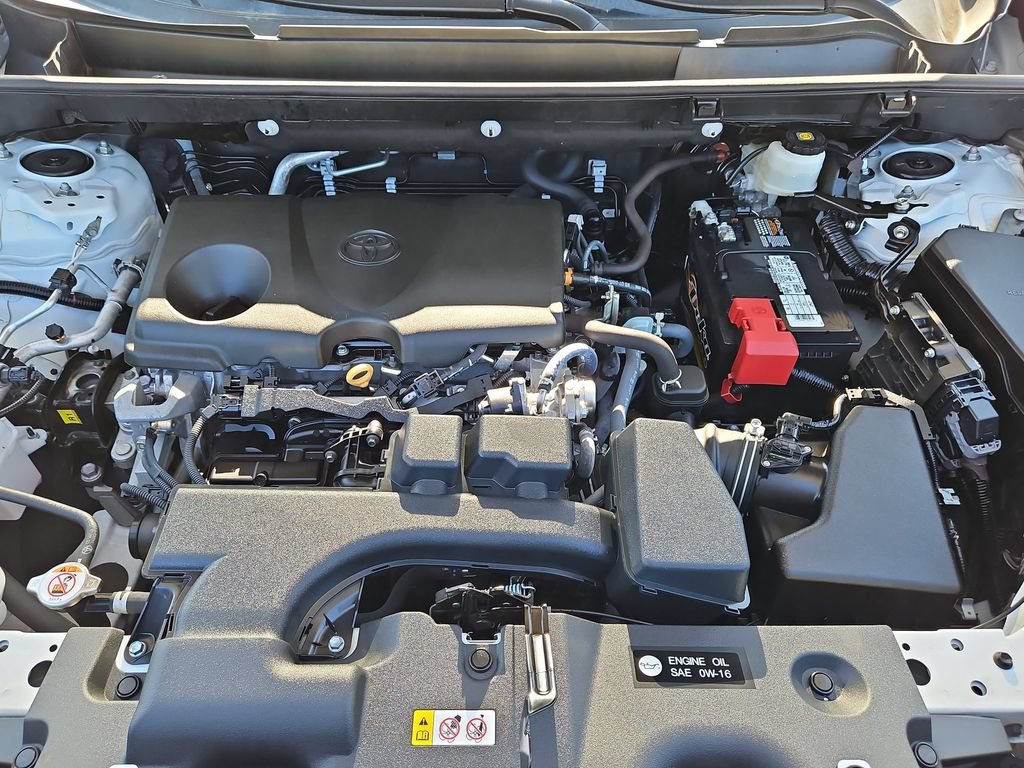 Used 2025 Toyota RAV4 LE FWD image 35