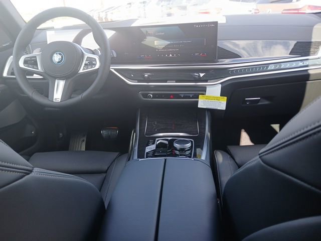 New 2026 BMW X5 xDrive50e image 13