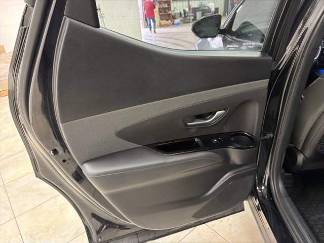 Used 2023 Hyundai Santa Cruz Limited w/ Winter Package image 15