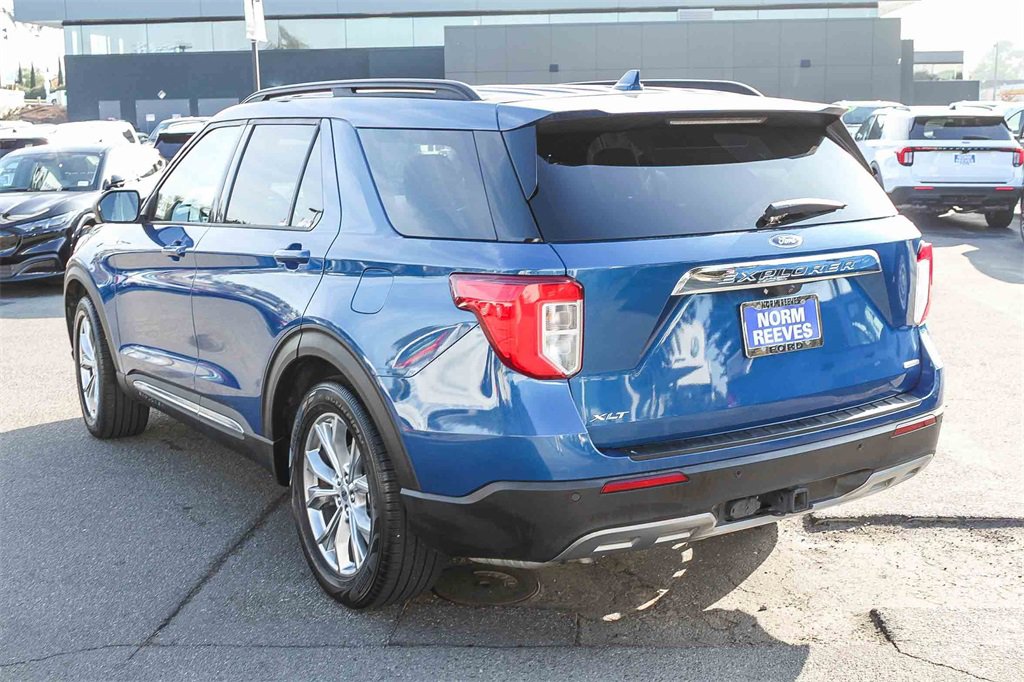 Used 2020 Ford Explorer XLT w/ Equipment Group 202A image 7