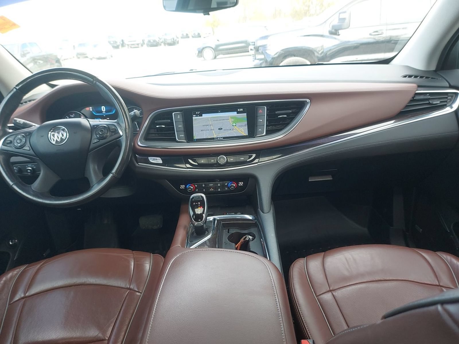 Used 2018 Buick Enclave Avenir w/ Avenir Technology Package AWD/4WD image 7