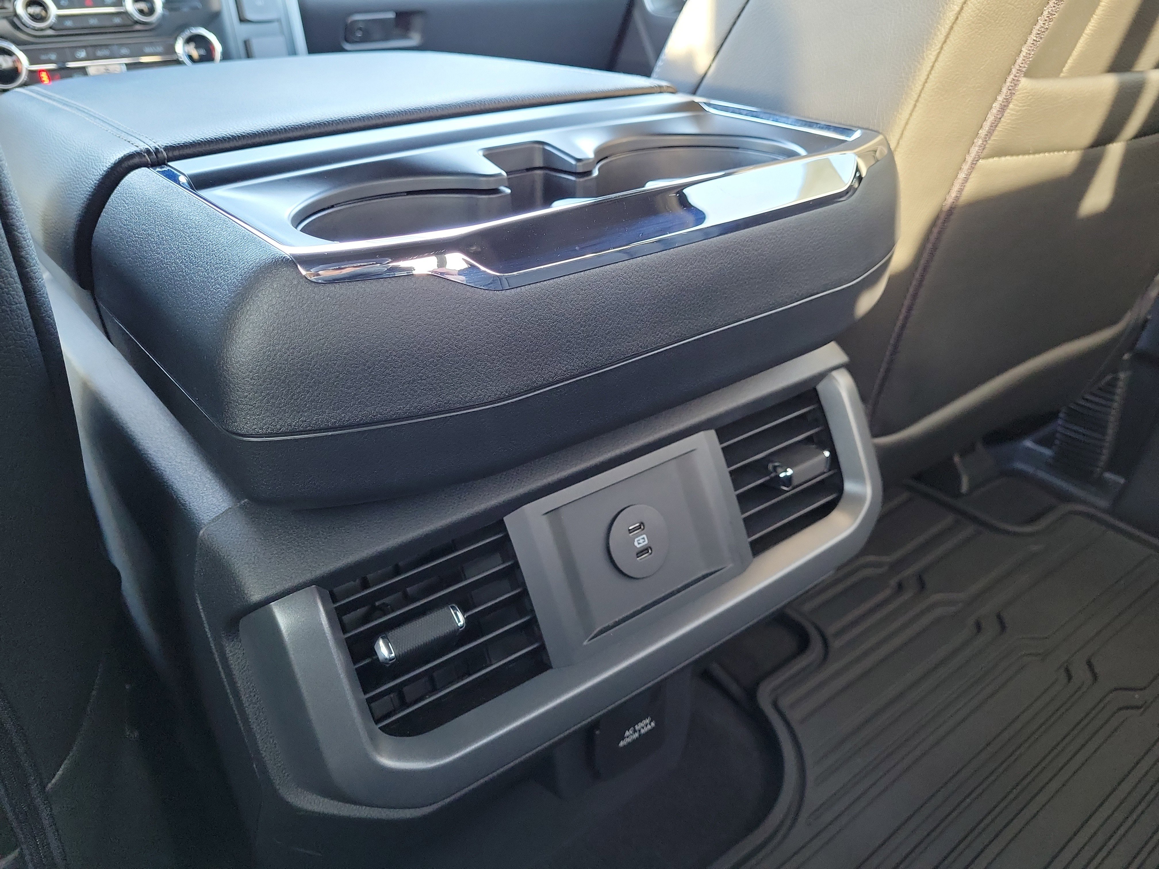 New 2025 Ford F150 XLT w/ Equipment Group 302A MID image 14