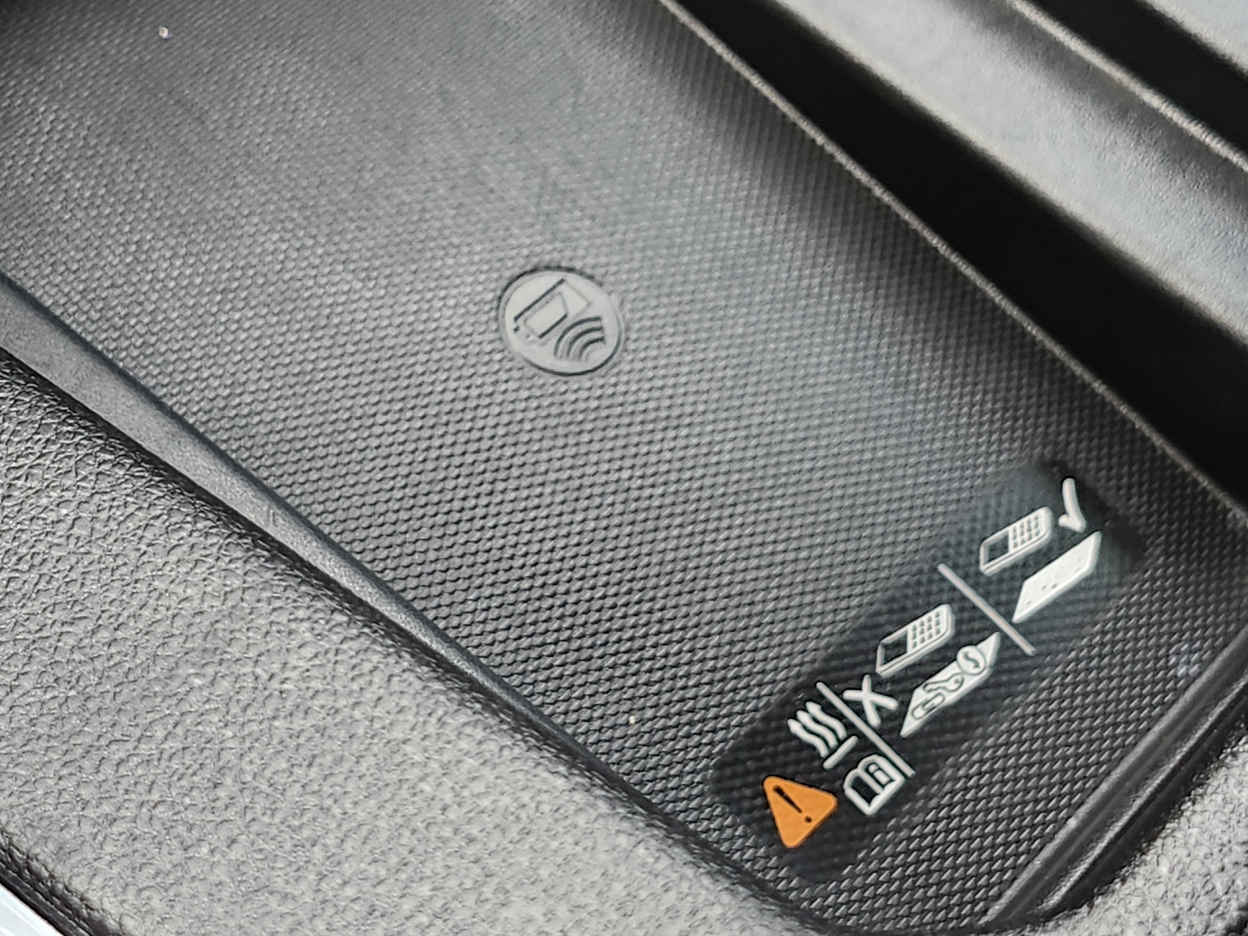 Used 2022 GMC Sierra 1500 AT4 image 36