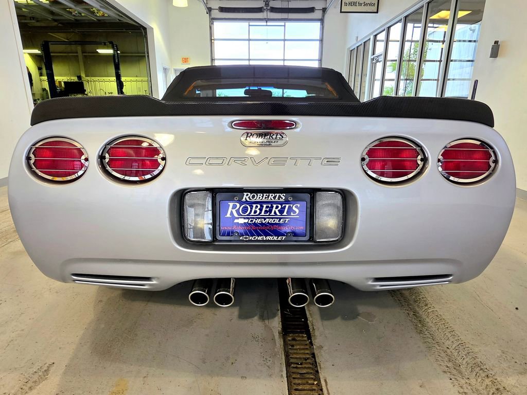 Used 2000 Chevrolet Corvette Convertible RWD image 6