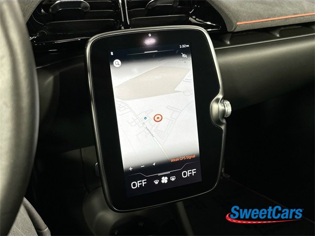 Used 2024 McLaren Artura image 20