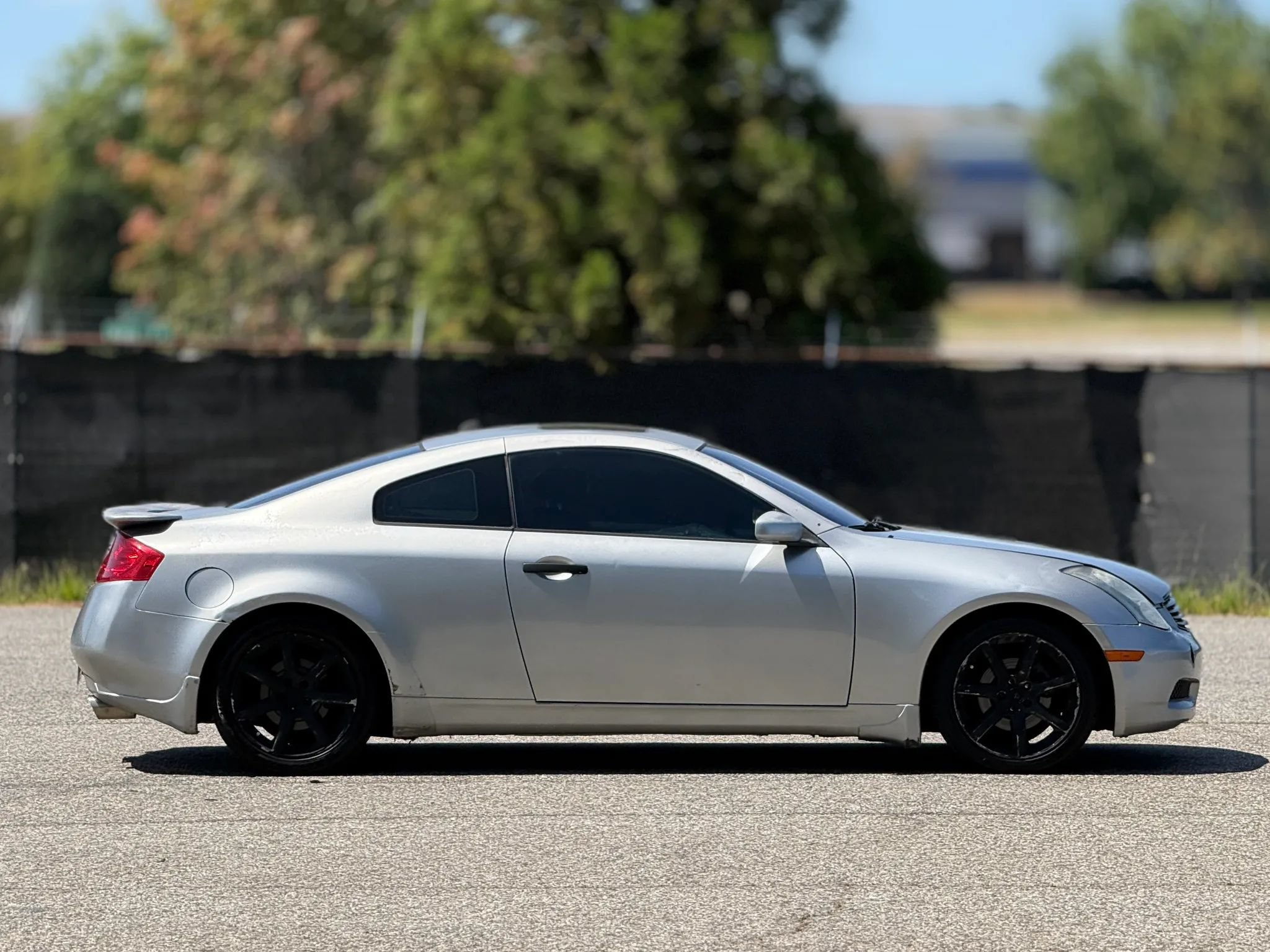 Used 2004 INFINITI G35 Coupe w/ Premium Pkg RWD image 7