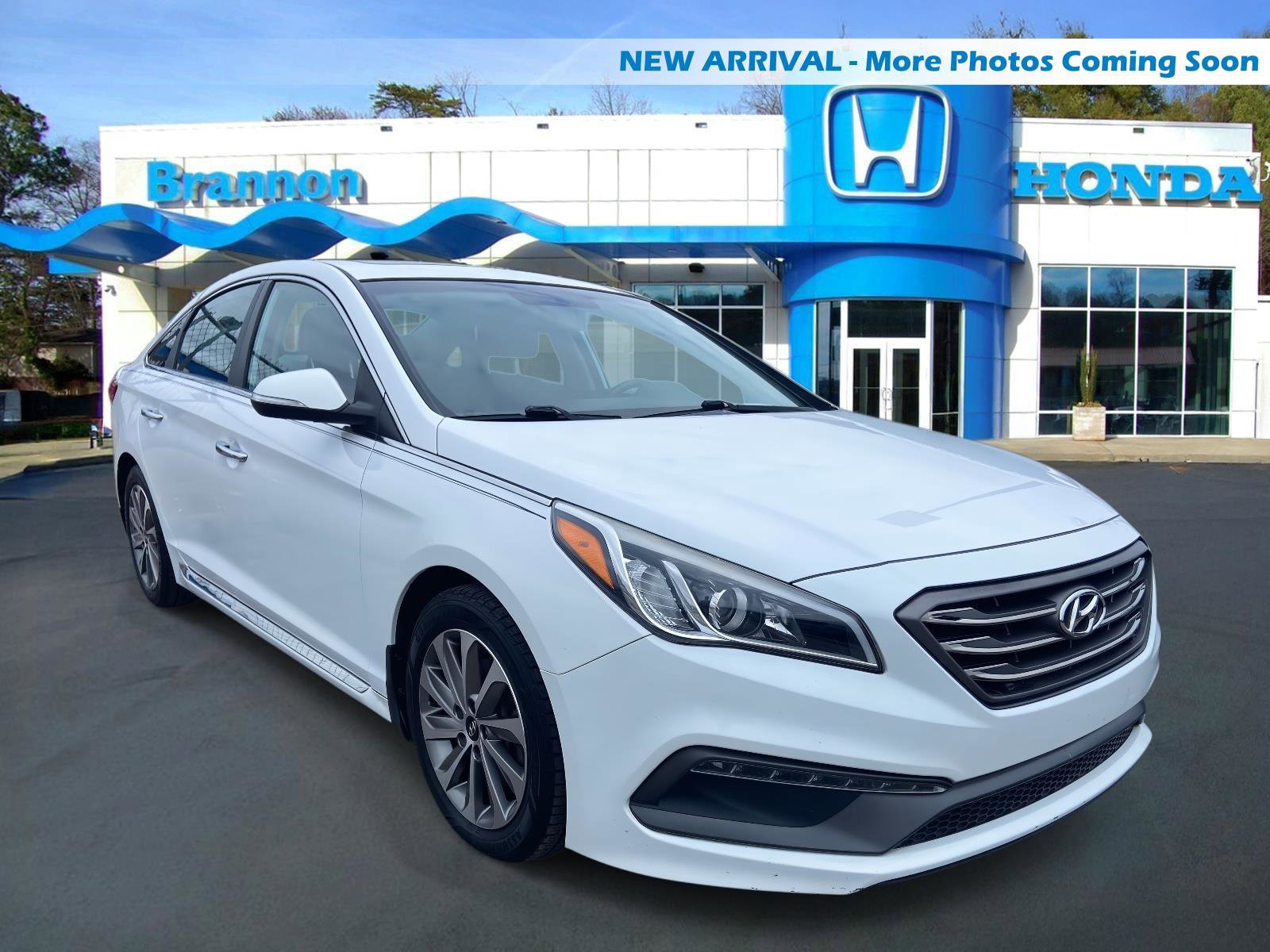 Used 2016 Hyundai Sonata Sport w/ Option Group 03 image 1