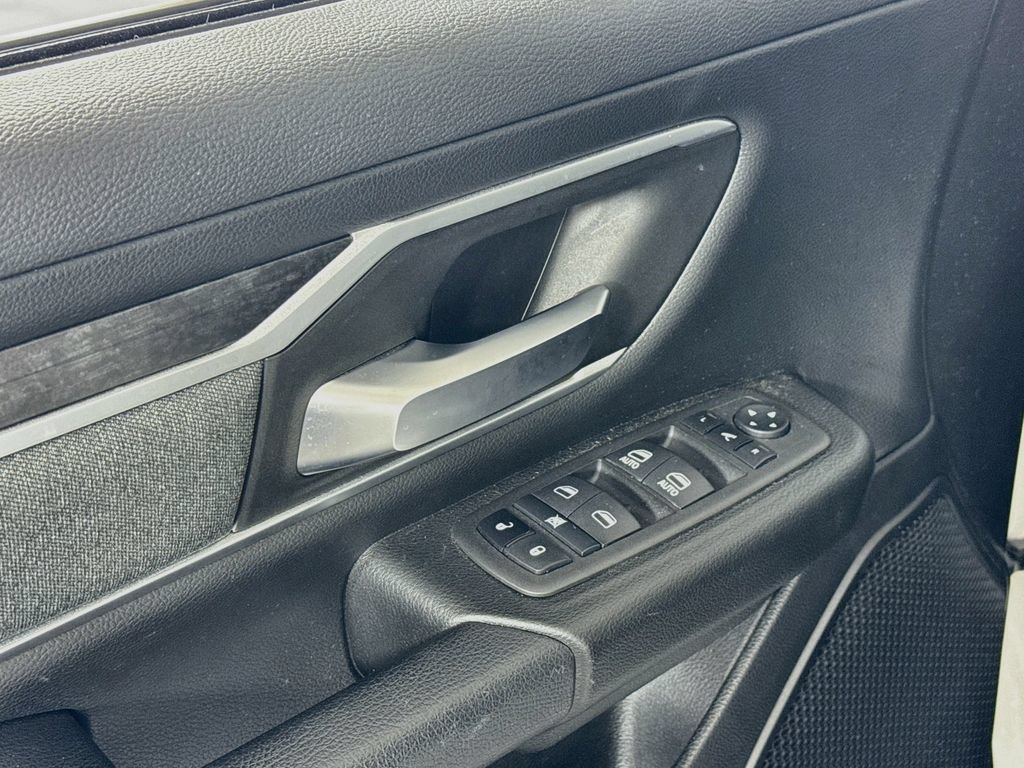 Used 2022 RAM 1500 Big Horn AWD/4WD image 18