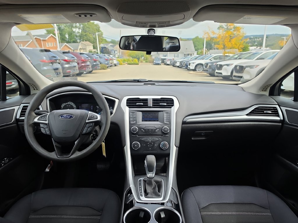 Used 2013 Ford Fusion SE FWD image 16