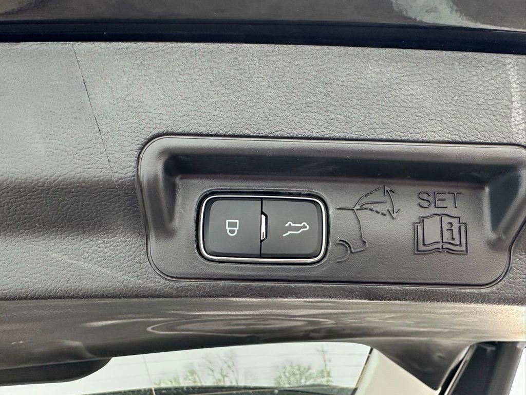 New 2026 Ford Explorer Active image 18