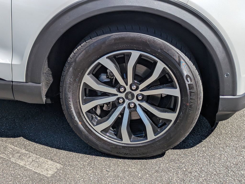 Used 2020 Ford Explorer ST w/ Premium Technology Package image 12